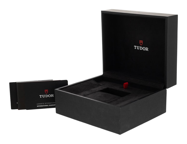 Tudor Black Bay GMT M79833MN-0001